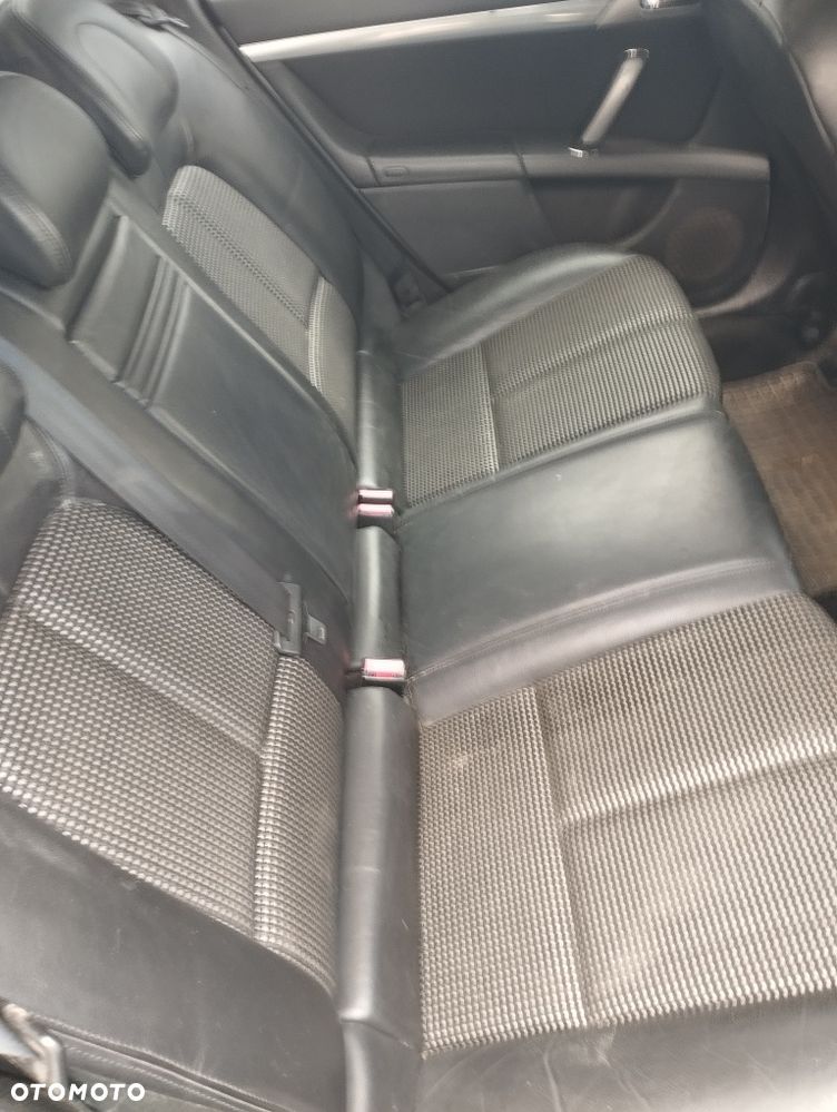 Peugeot 407 - 7