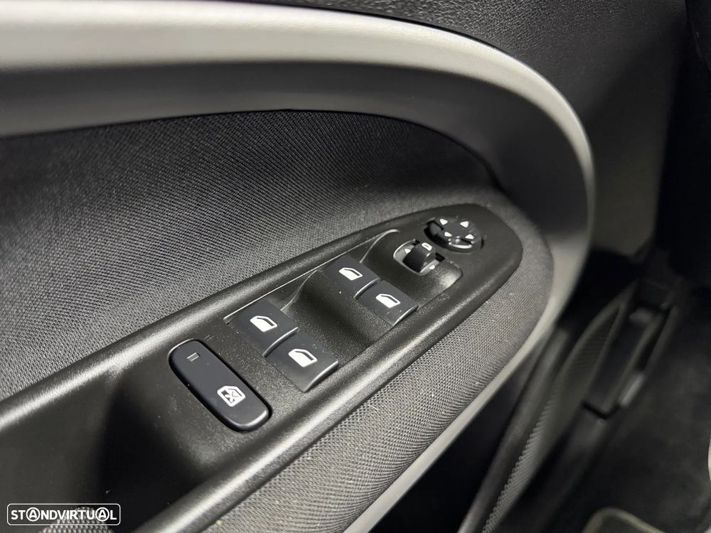 Jeep Avenger Longitude - 25