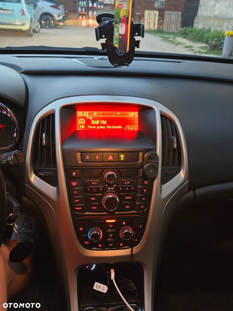 Opel Astra 1.4 - 19