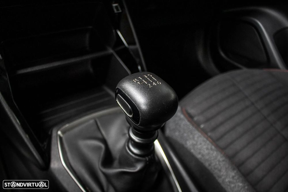 Peugeot 2008 1.2 PureTech Active - 20