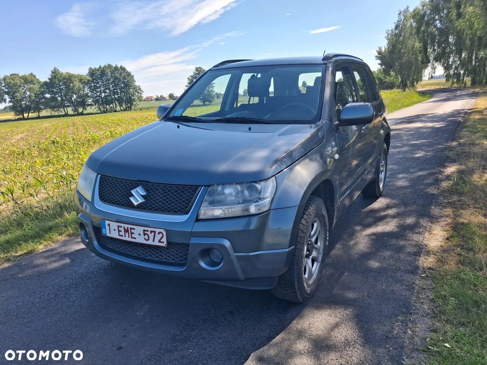 Suzuki Grand Vitara 1.9 DDiS Comfort DPF Limited - 3