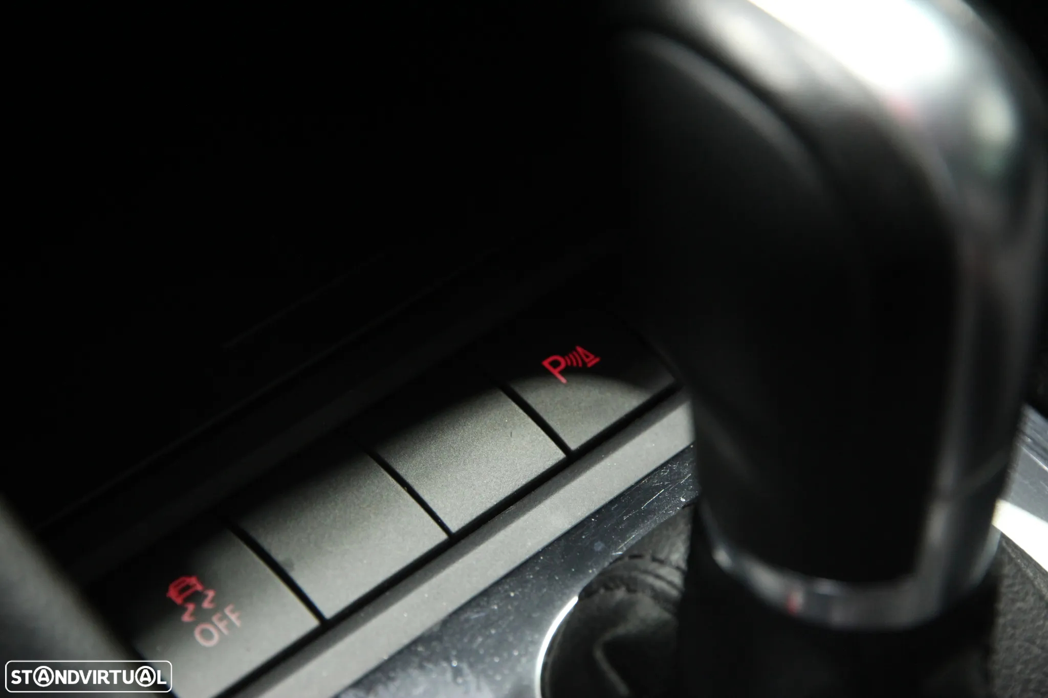 VW Golf Variant 1.6 TDi Highline DSG - 14