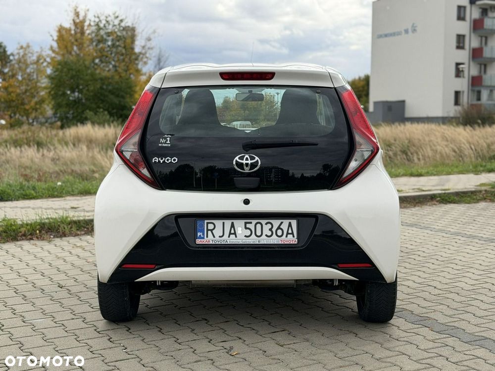Toyota Aygo - 10