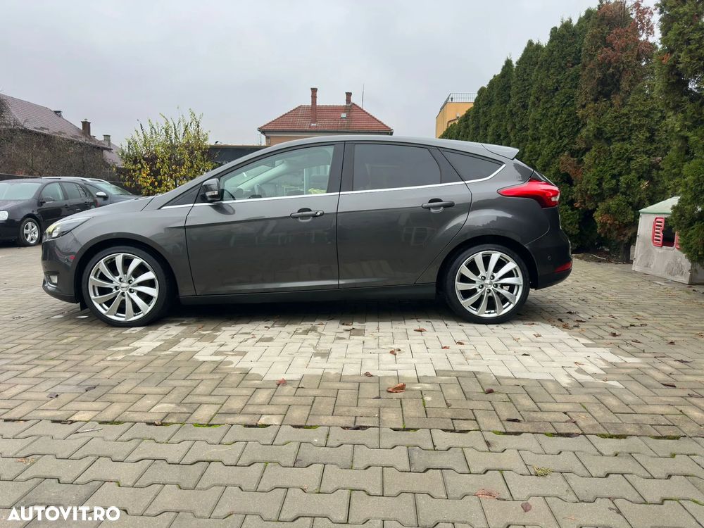 Ford Focus 2.0 TDCi DPF Start-Stopp-System Titanium - 11
