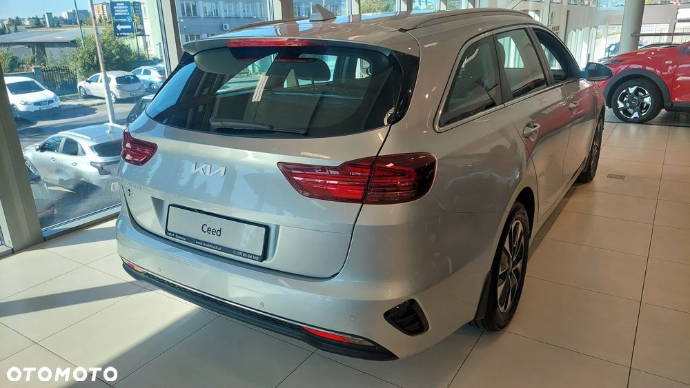Kia Ceed 1.5 T-GDI M DCT - 4