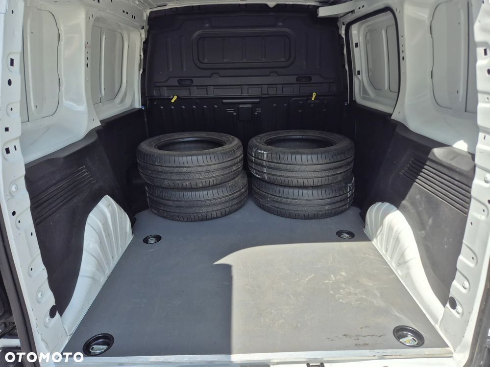 Toyota PROACE CITY L1H1 - 19