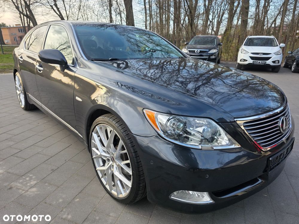 Lexus LS - 2