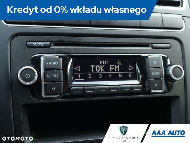 Volkswagen Polo - 13