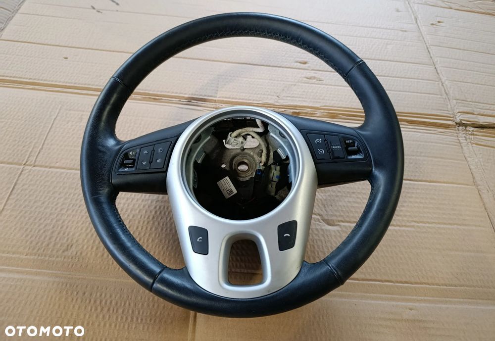KIA VENGA KIEROWNICA SKÓRA MULTIFUNKCJA GRZANA EUROPA 56100-1P950 - 1