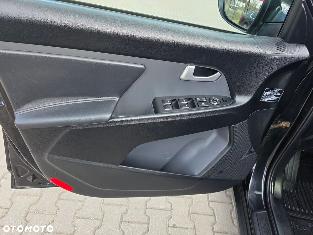 Kia Sportage 2.0 CRDI XL - 9