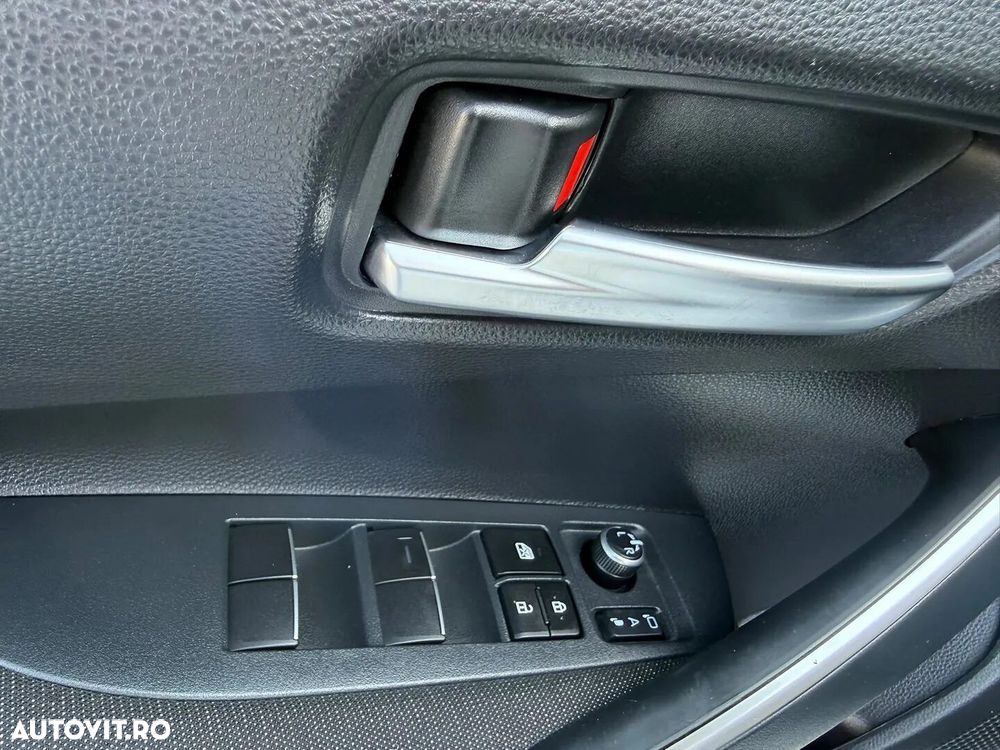 Toyota Corolla - 10