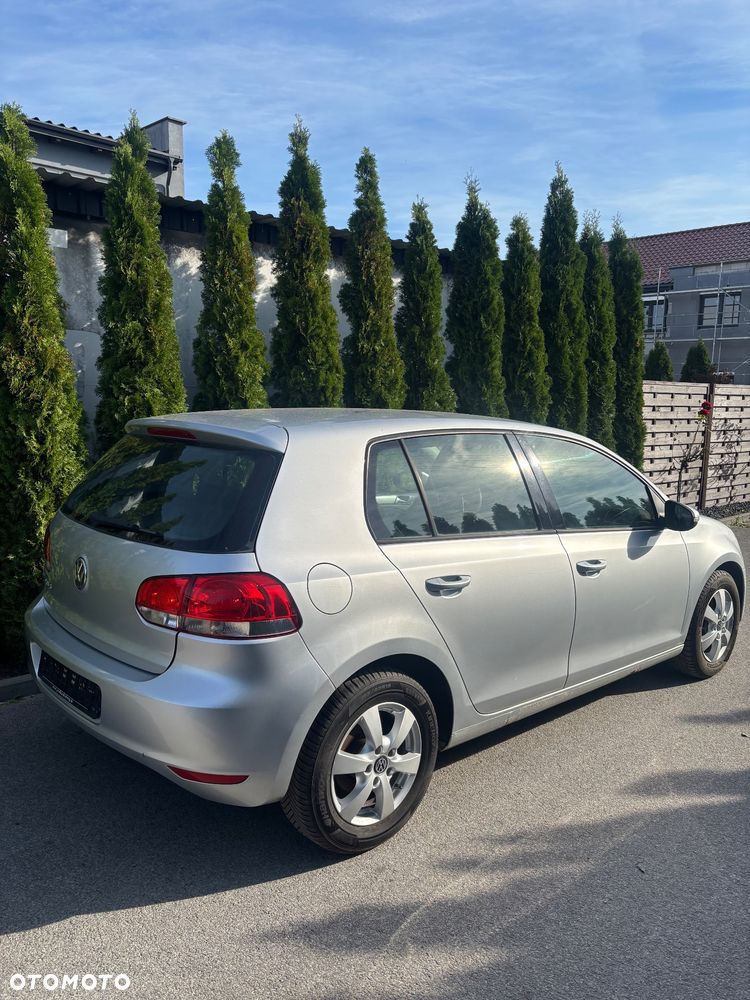 Volkswagen Golf - 5