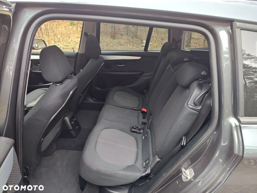 BMW Seria 2 218d GT - 17