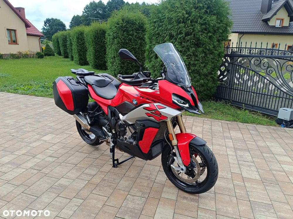 BMW XR - 12