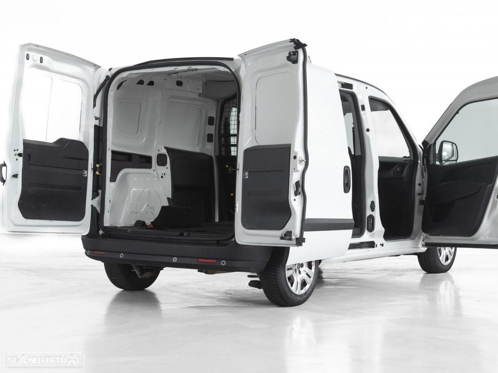 Fiat Doblo 3L - 4