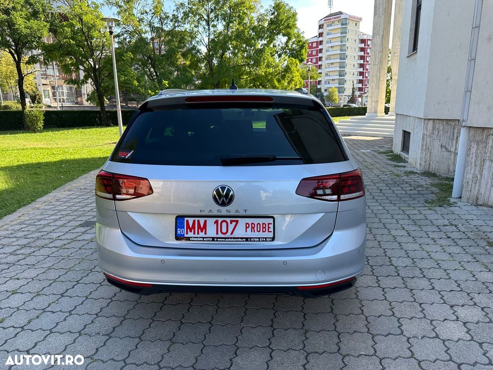 Volkswagen Passat 2.0 TDI DSG Highline - 9
