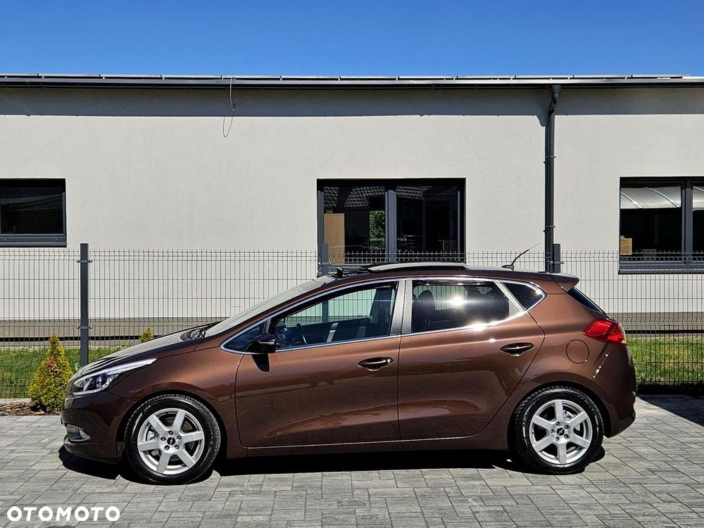 Kia Ceed 1.6 GDI DCT Platinum Edition - 5