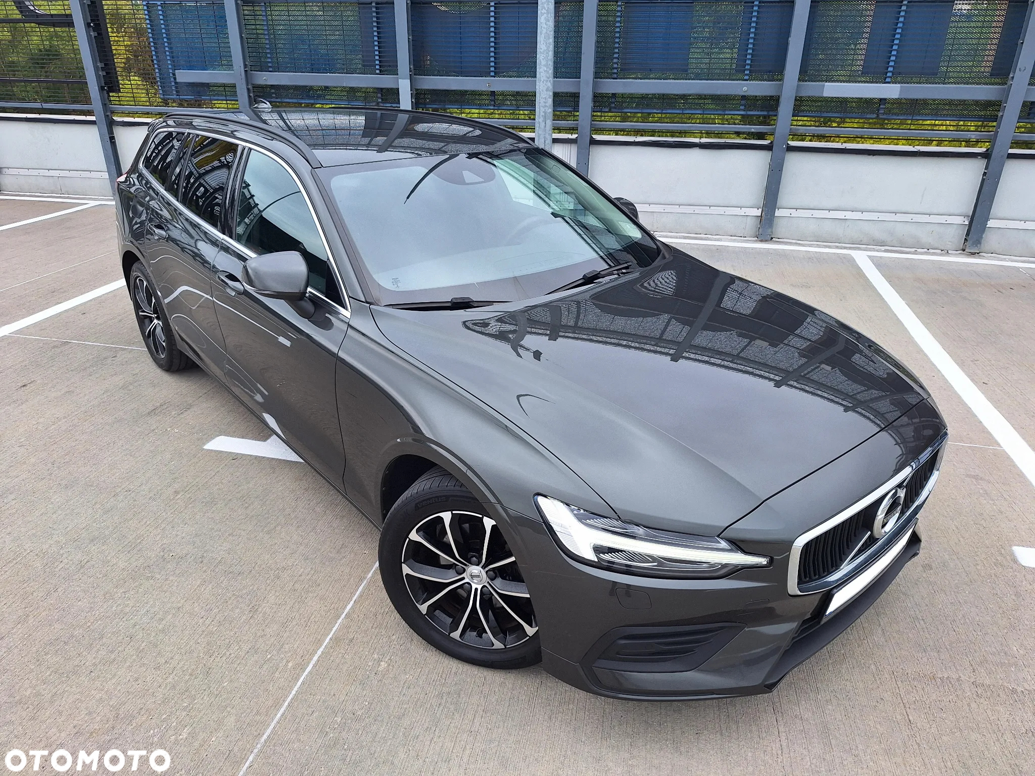 Volvo V60 D4 Momentum Pro - 6