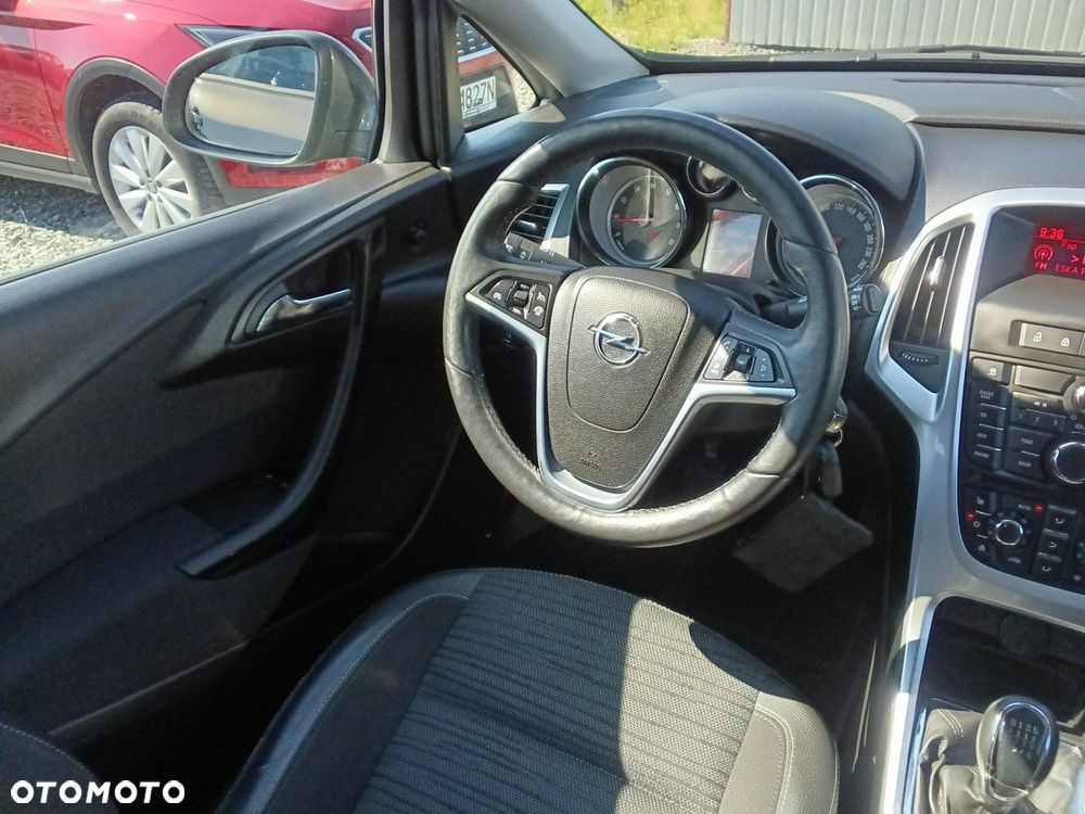 Opel Astra - 11