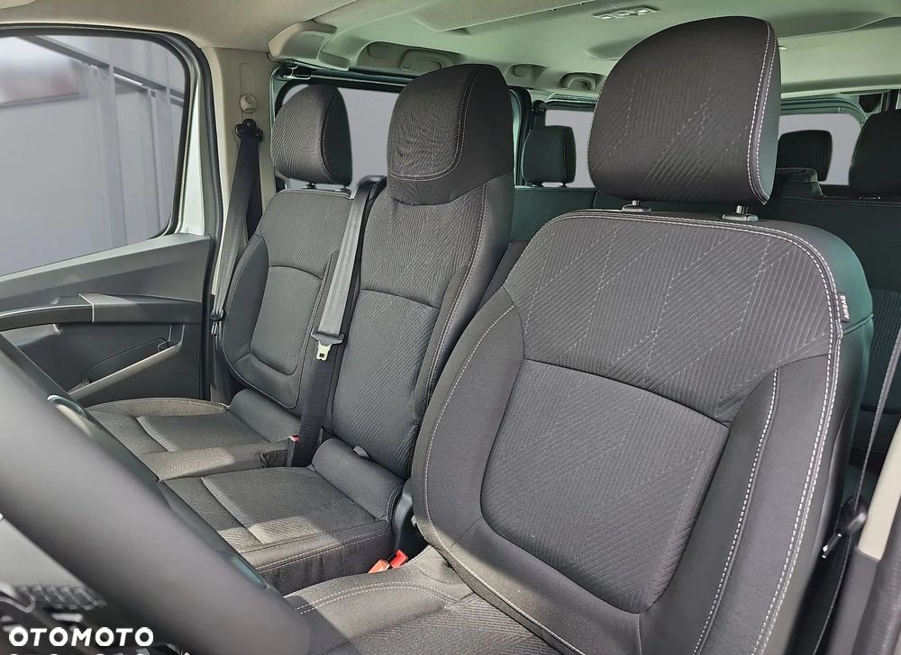 Renault Trafic - 21
