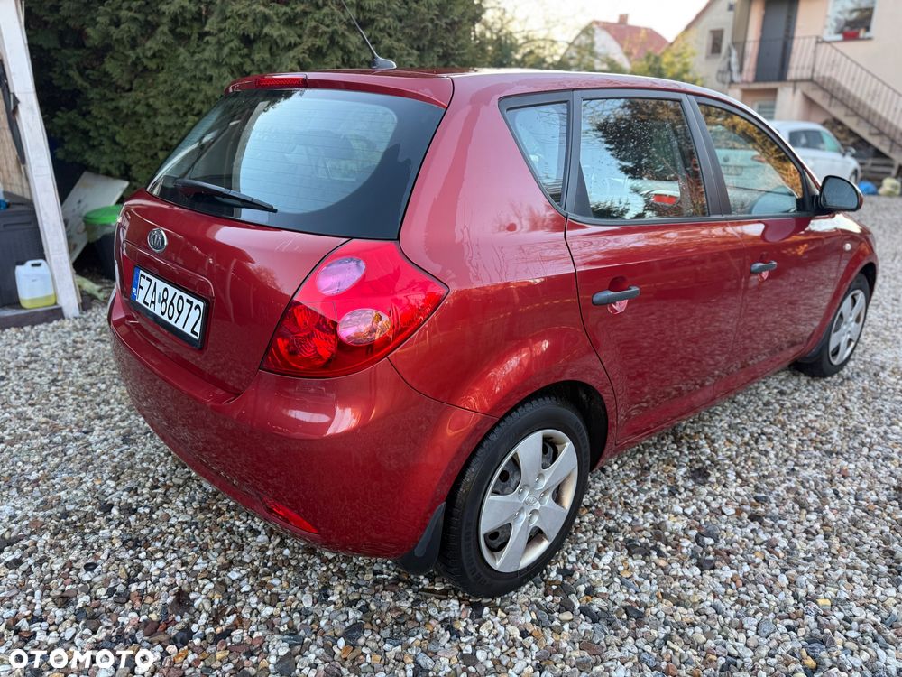 Kia Ceed 1.4 CVVT LX Basis - 7