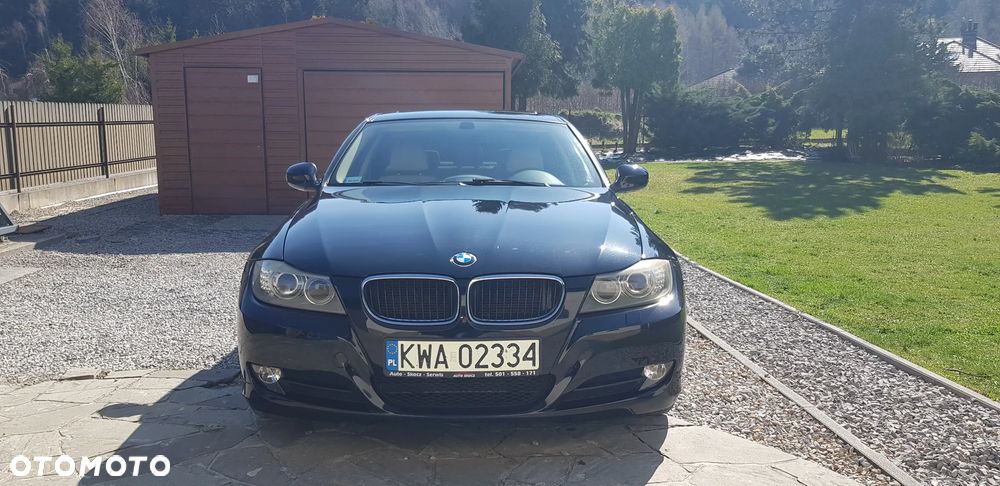 BMW Seria 3 318i - 5