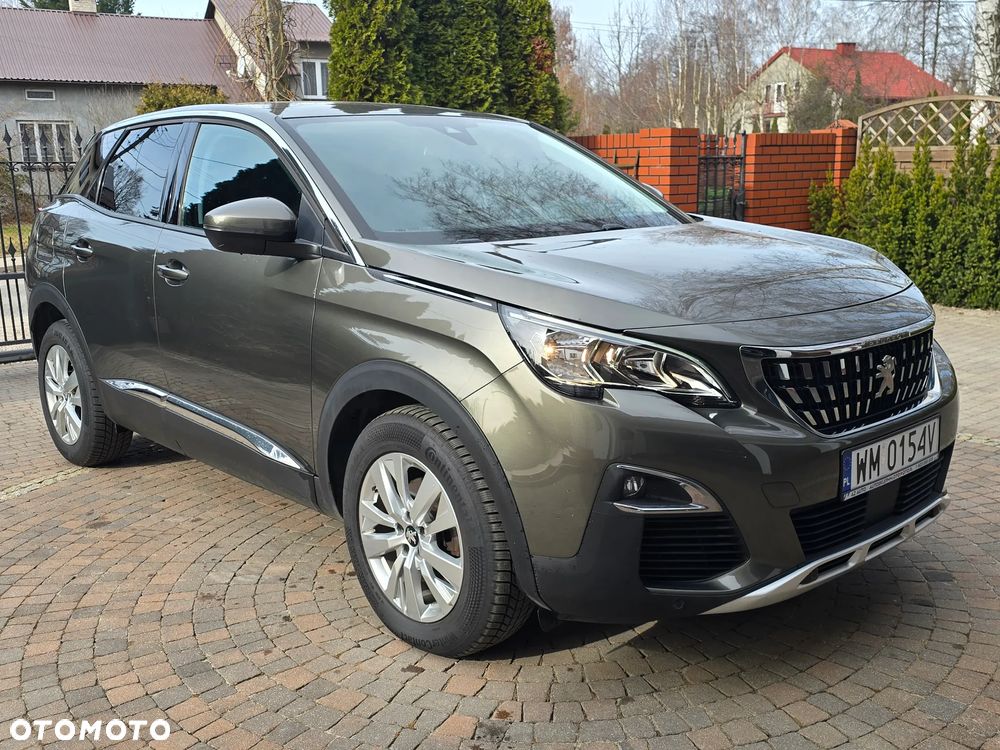 Peugeot 3008 PureTech 130 Stop & Start GPF Allure - 17