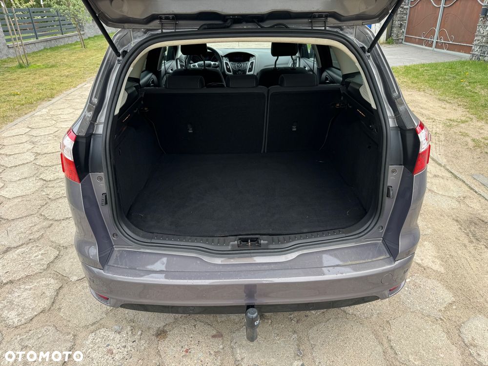 Ford Focus 1.6 Edition - 19