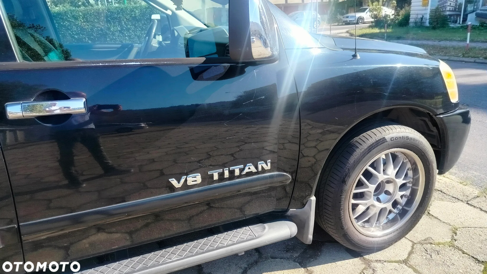 Nissan Titan 5.6 V8 LE Crew Cab - 16