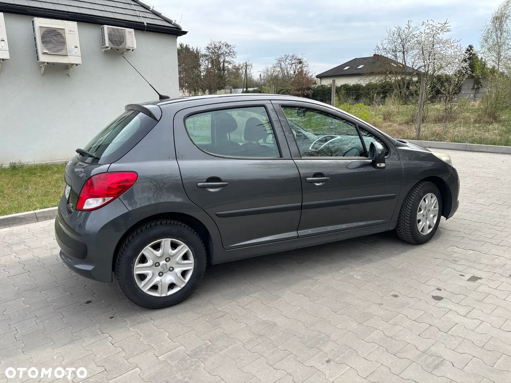 Peugeot 207 1.4 Trendy - 9