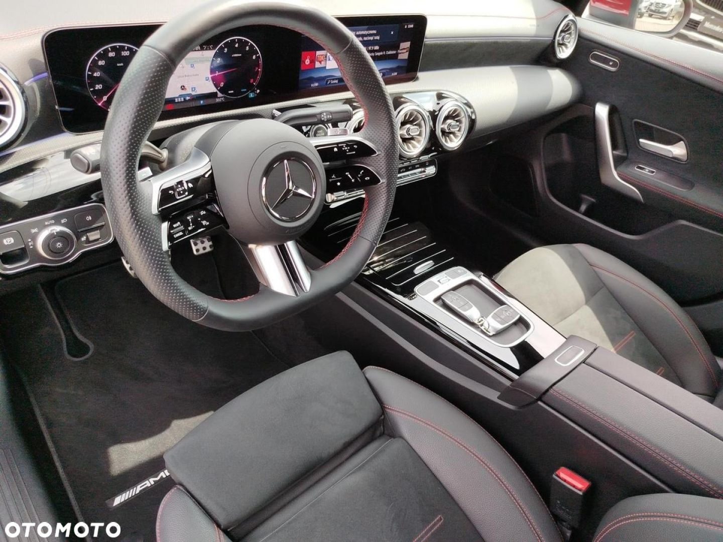 Mercedes-Benz CLA - 11
