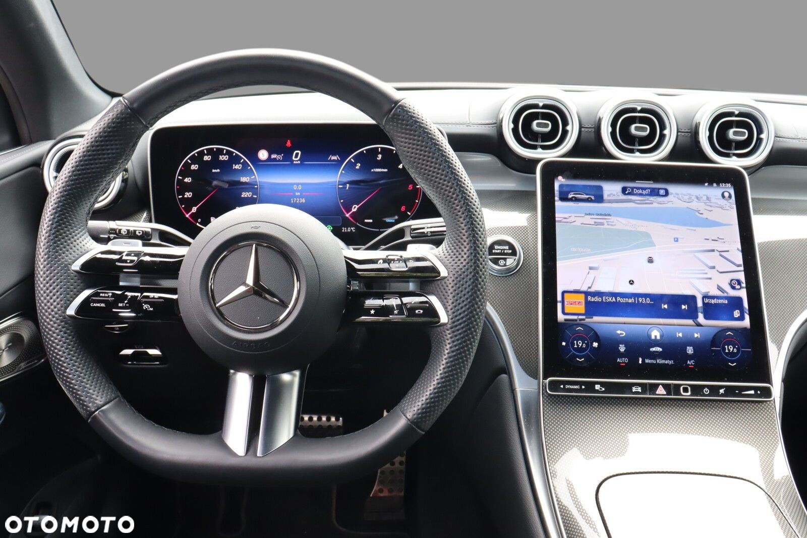 Mercedes-Benz GLC - 14