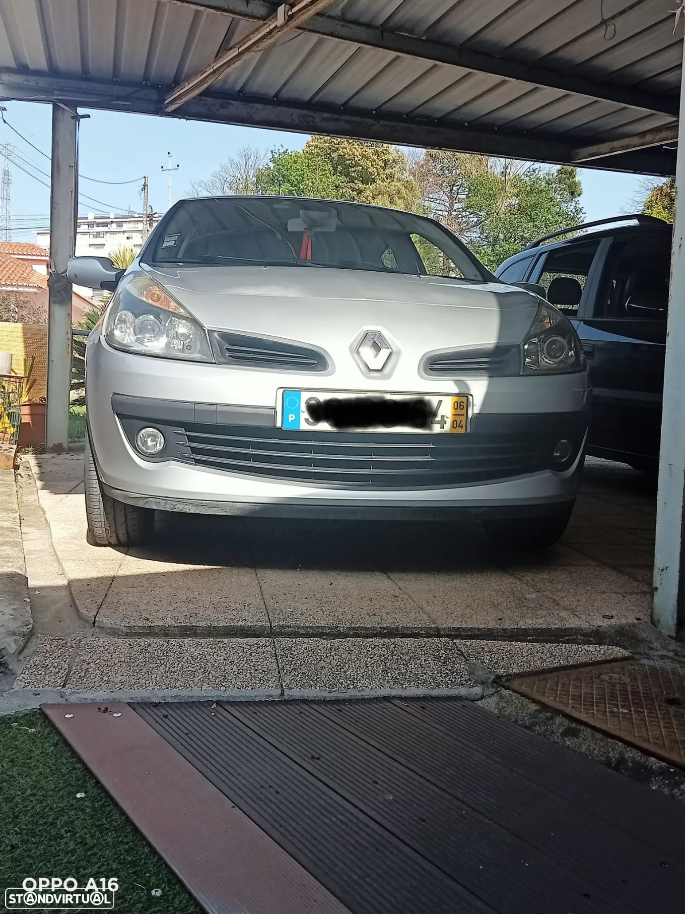 Renault Clio 1.2 16V Confort Dynamique - 1