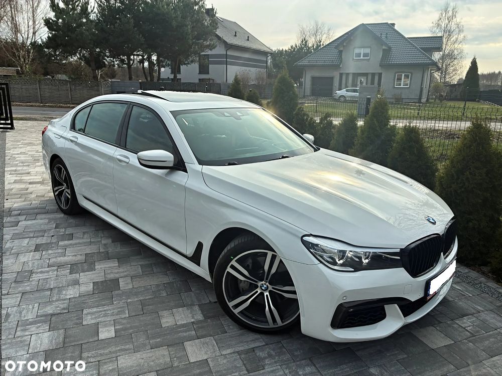 BMW Seria 7 740Li - 11