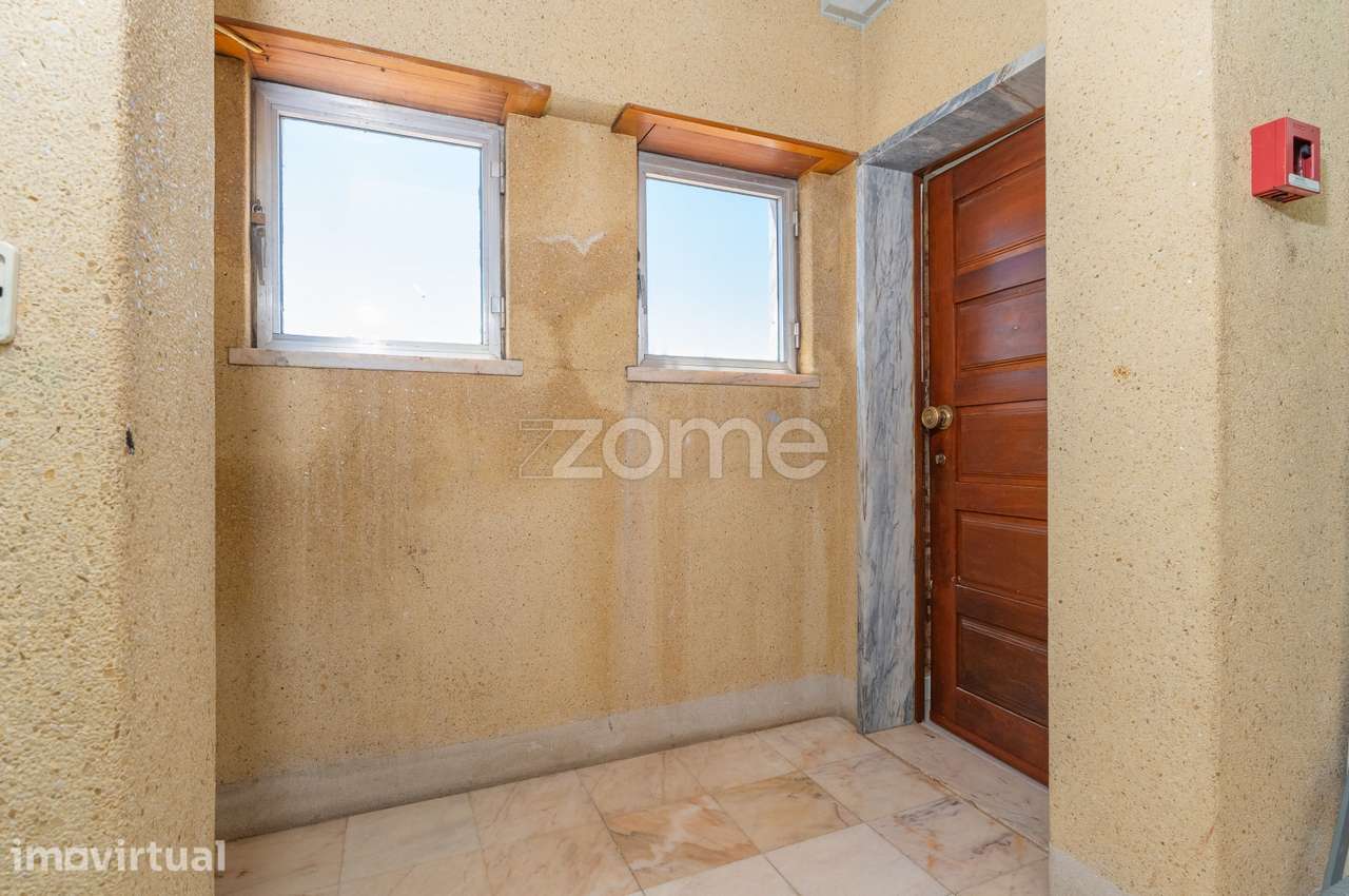 Apartamento T1 Monte Abrãao - Grande imagem: 4/27