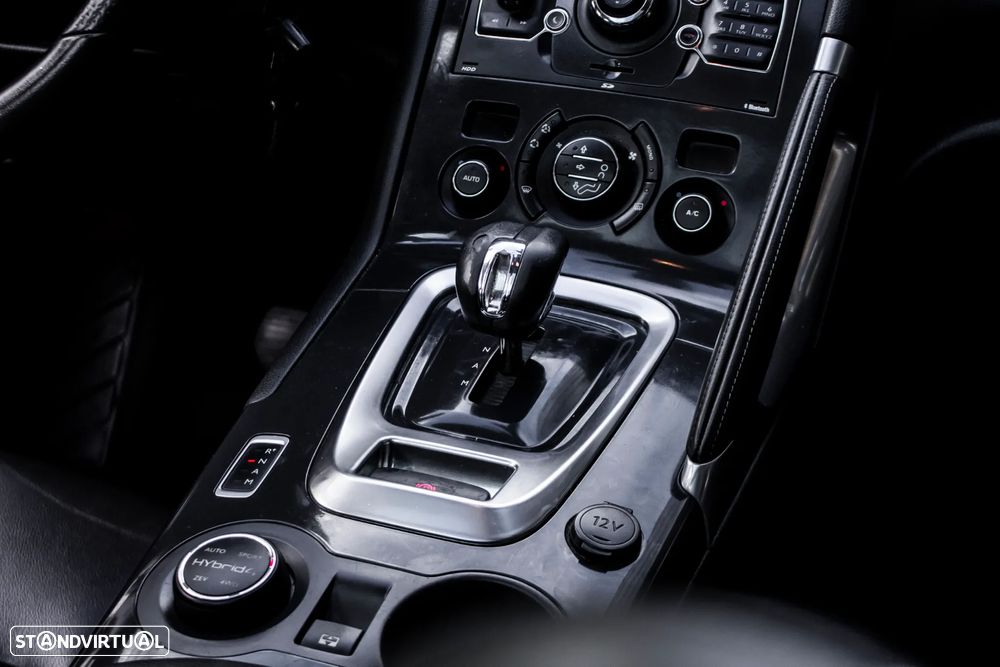 Peugeot 3008 2.0 HDi Hybrid4 - 38