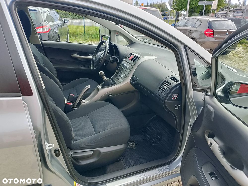 Toyota Auris 1.6 VVT-i Prestige - 10