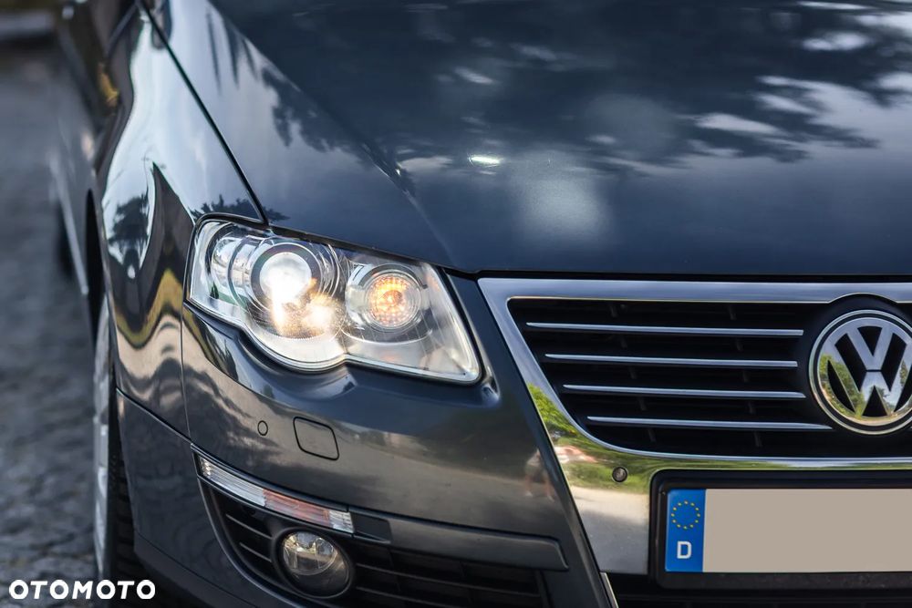 Volkswagen Passat 2.0 TDI Highline - 10