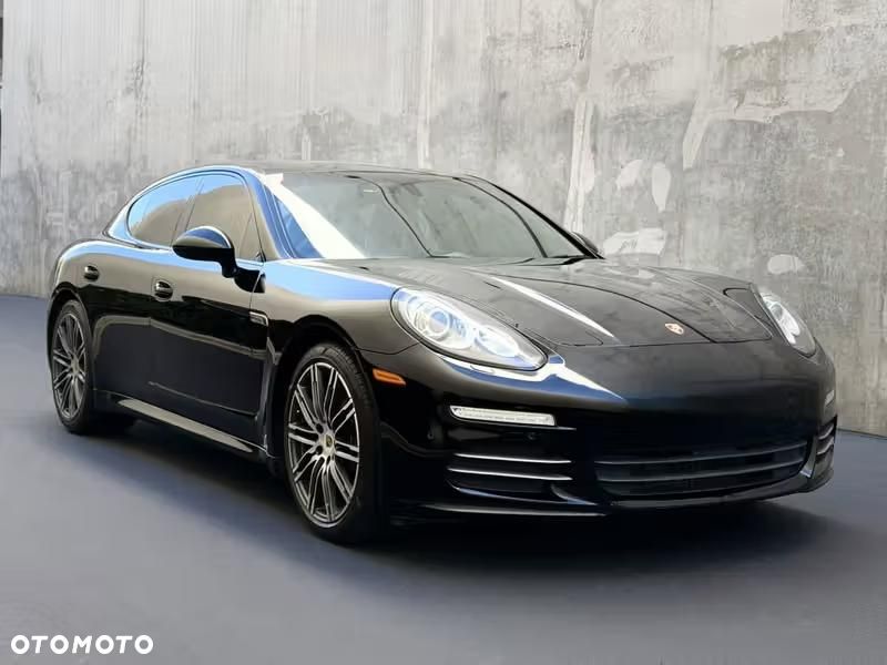 Porsche Panamera 4 PDK - 8