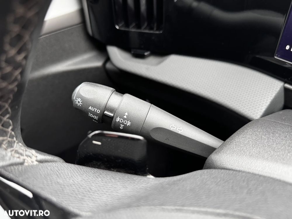 Opel Astra 1.2L Turbo Start/Stop AT8 Elegance - 23