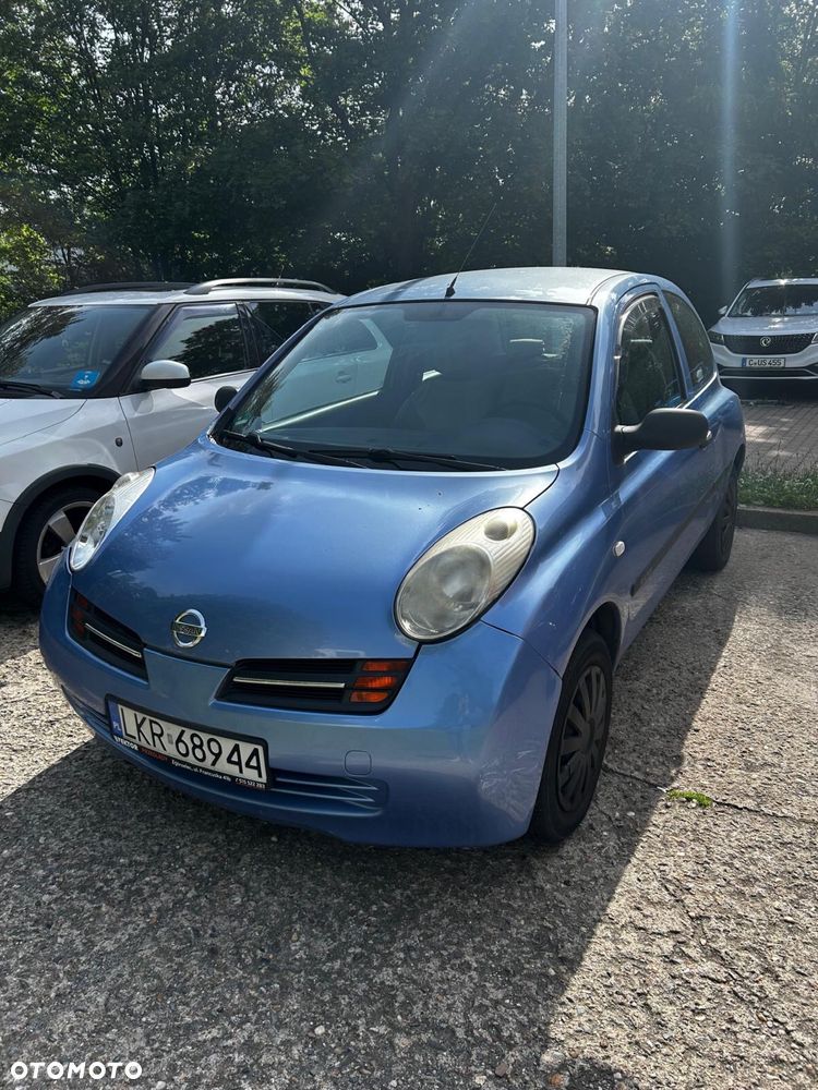 Nissan Micra - 1