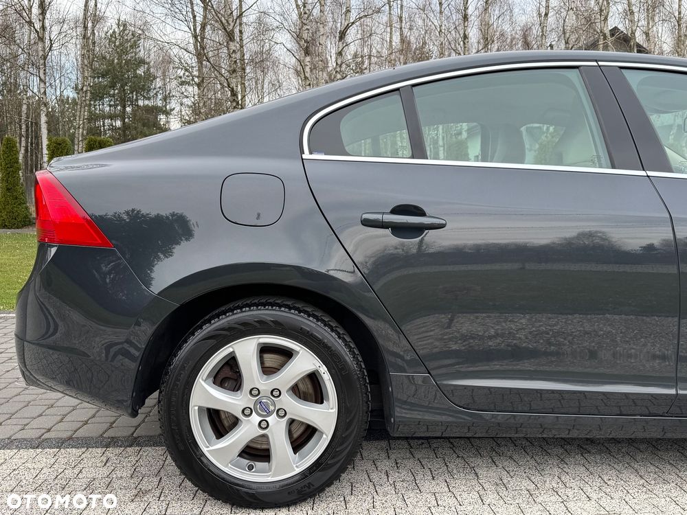Volvo S60 D4 Drive-E Summum - 24