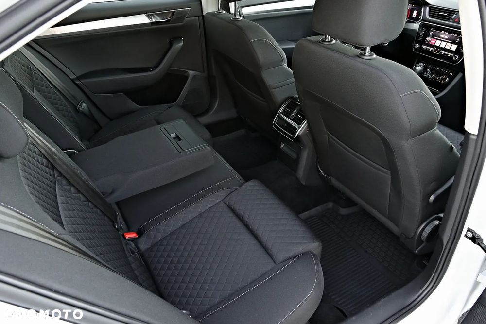 Skoda Superb 1.5 TSI Ambition DSG - 36
