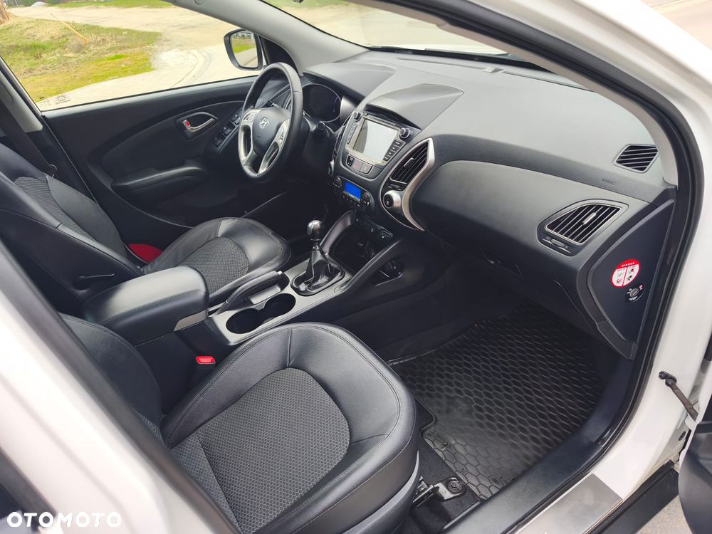 Hyundai ix35 1.6 GDI Premium 2WD - 19
