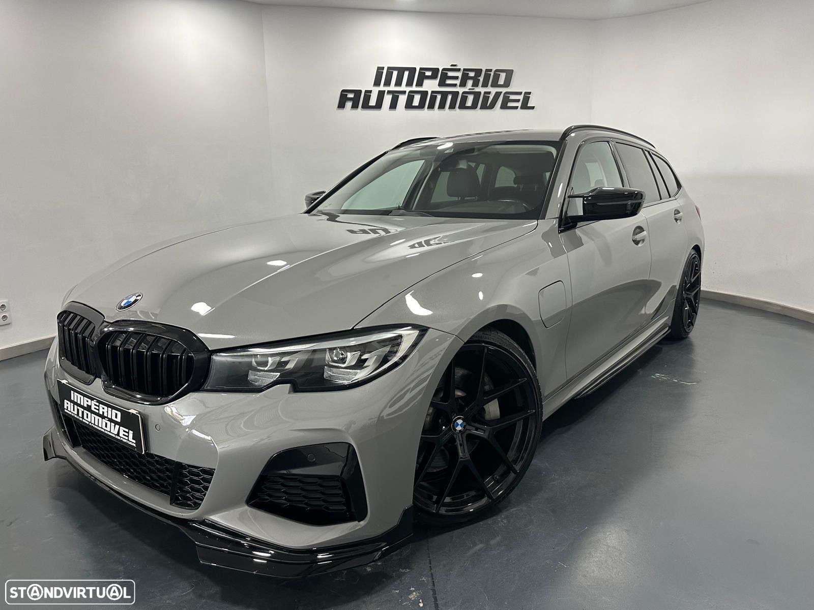 BMW 330 e iPerformance Pack M - 1