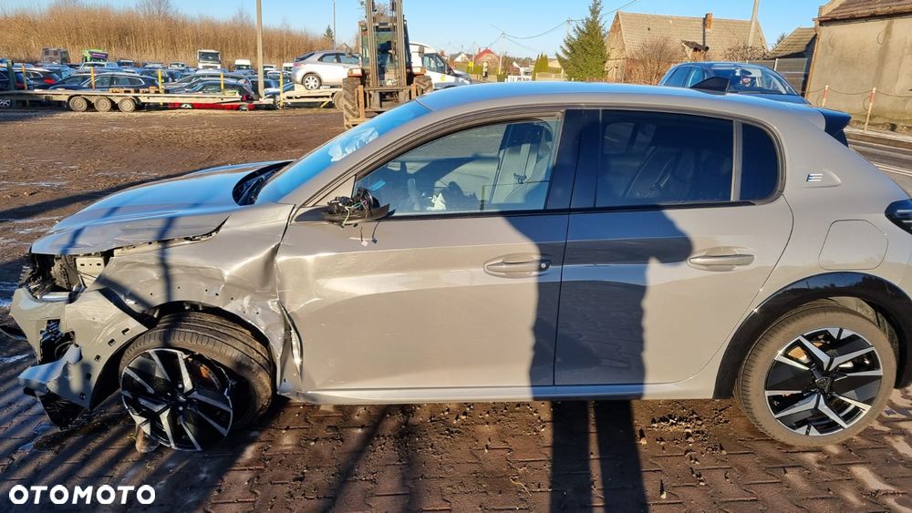 Peugeot 208 Elektromotor 136 GT Pack - 6