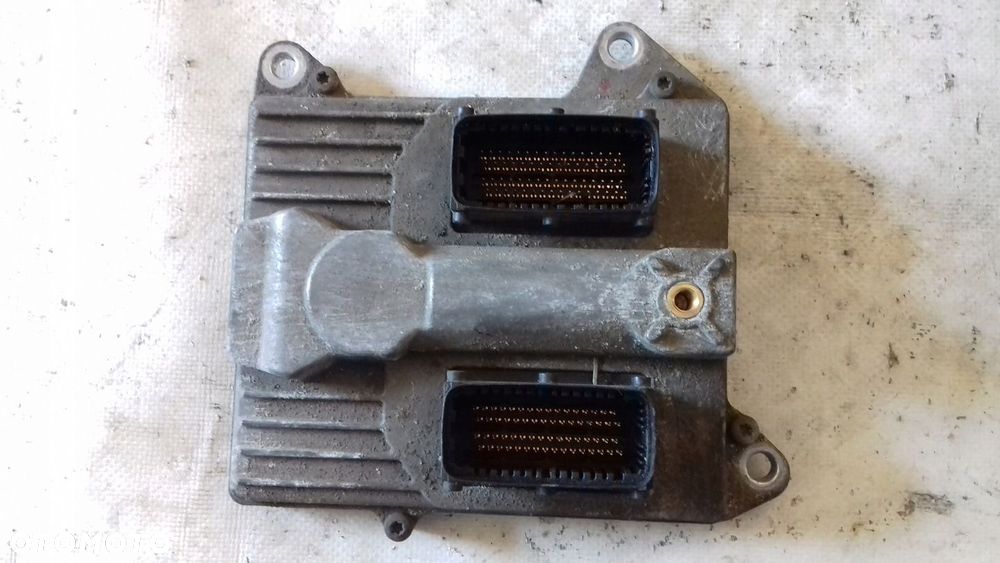 KOMPUTER 55558138 5WK91105 ZESTAW IMMO OPEL VECTRA C 2.2 DIRECT 02- - 2
