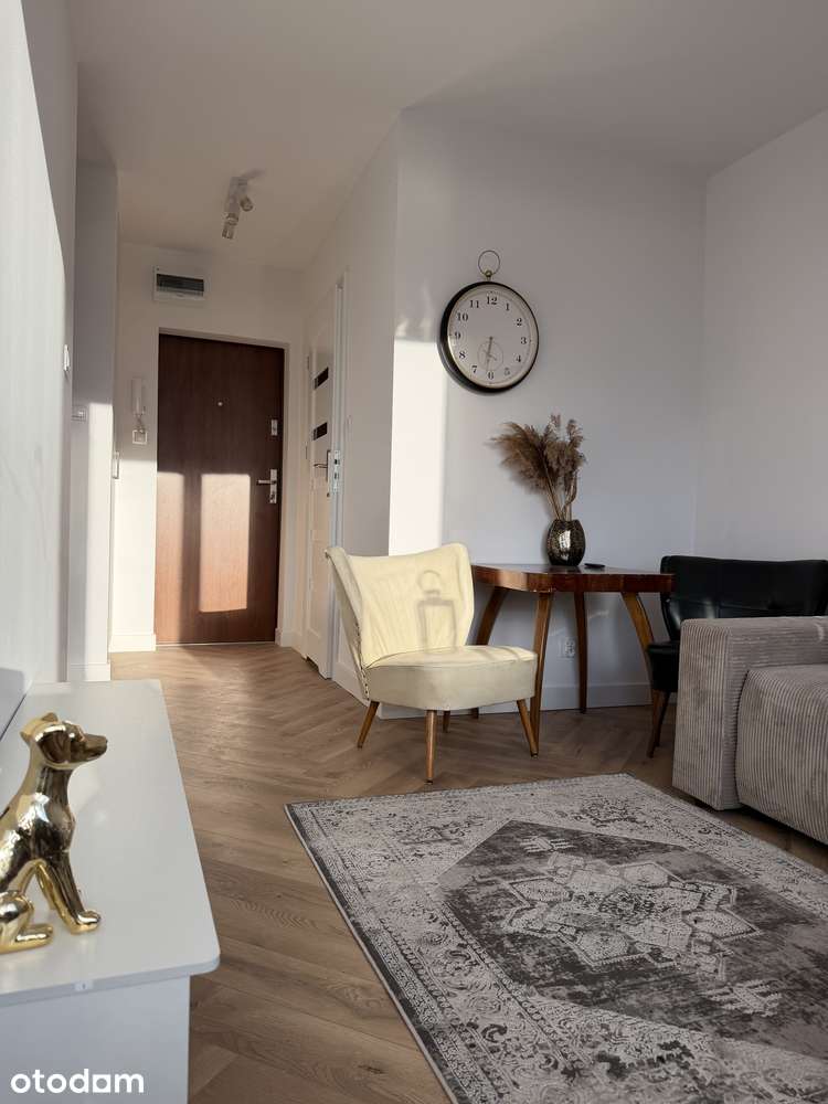 2 pokoje, Saska Kępa, widok na Wisłę, balkon, piwnica, po remoncie