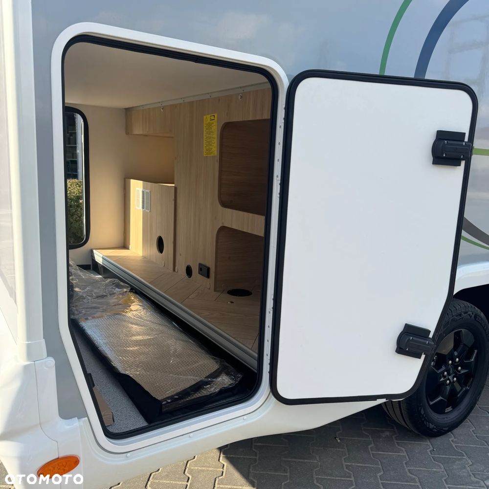 Ford Chausson 627 Titanium Line - 11