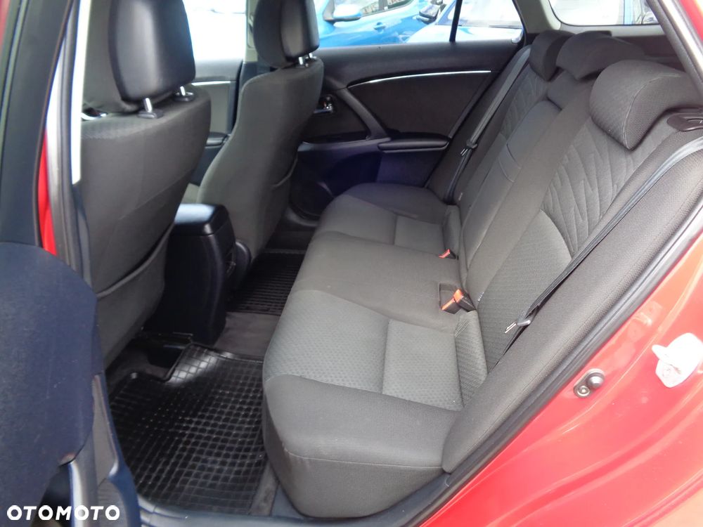 Toyota Avensis 2.0 D-4D Sol Premium - 16